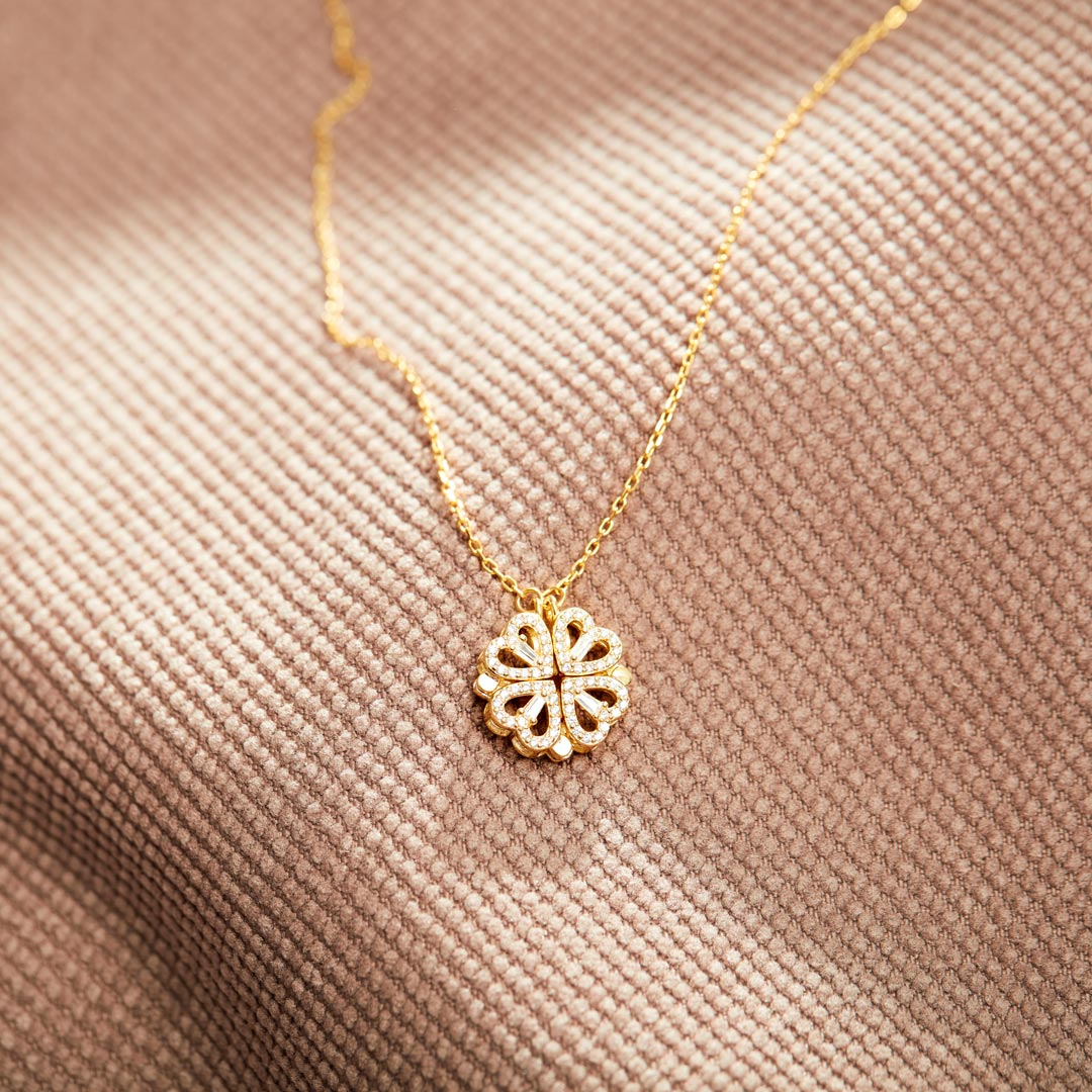 Magnetic Clover Necklace
