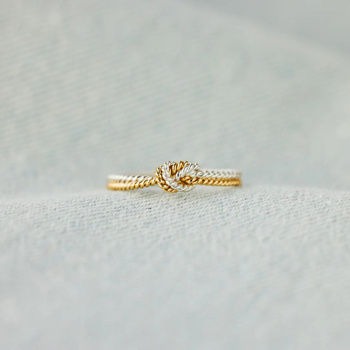 Two Strand Knot Ring