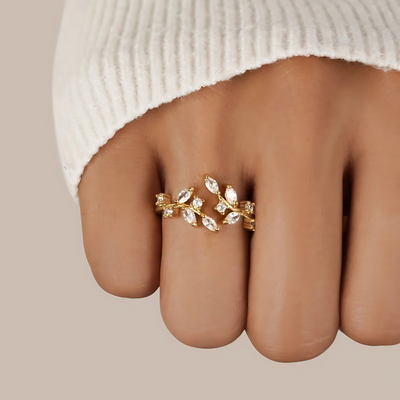 18K Crystal Vine Ring