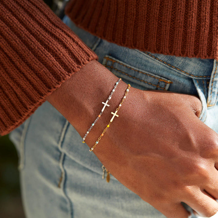 Minimalist Cross Design Bracelet