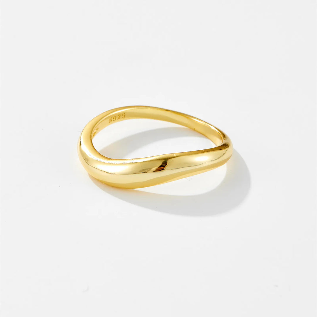 Mina Gold Wave Ring