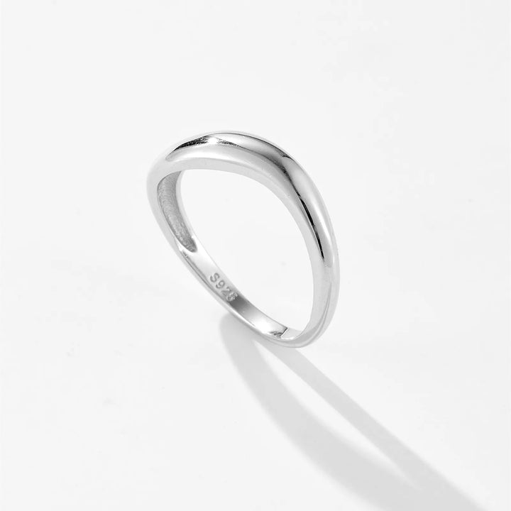 Mina Gold Wave Ring