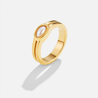 Anillo de oro de 18 quilates con perla gruesa