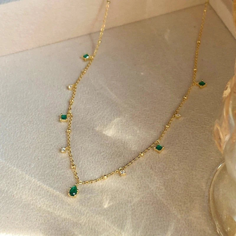 Collar de oro con cristales Emily