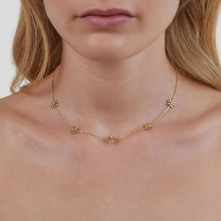 Flower Power necklace