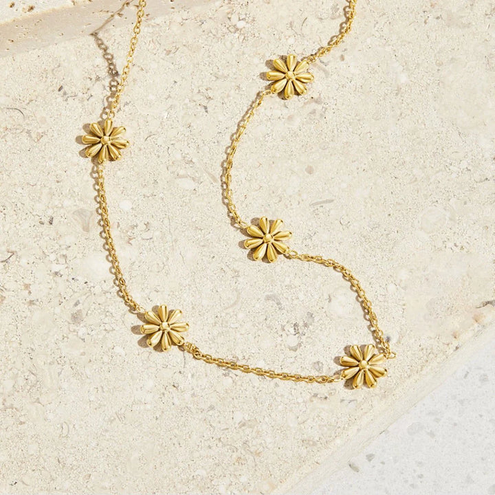 Flower Power necklace