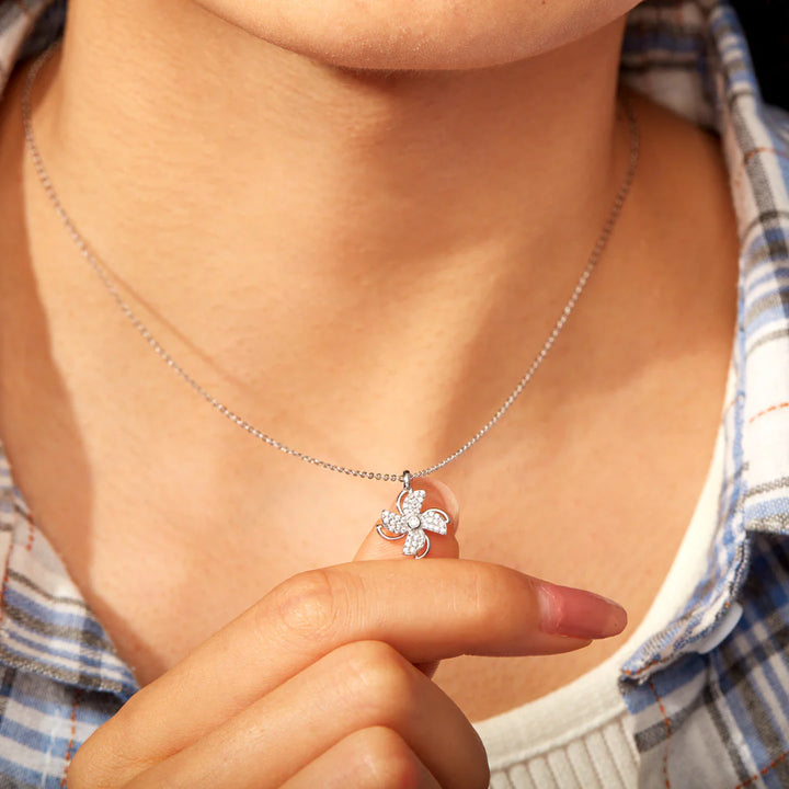 Fidget Spinner Fan Necklace