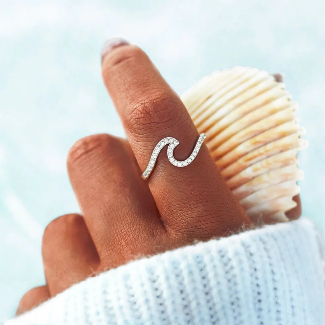 The Waves Ring