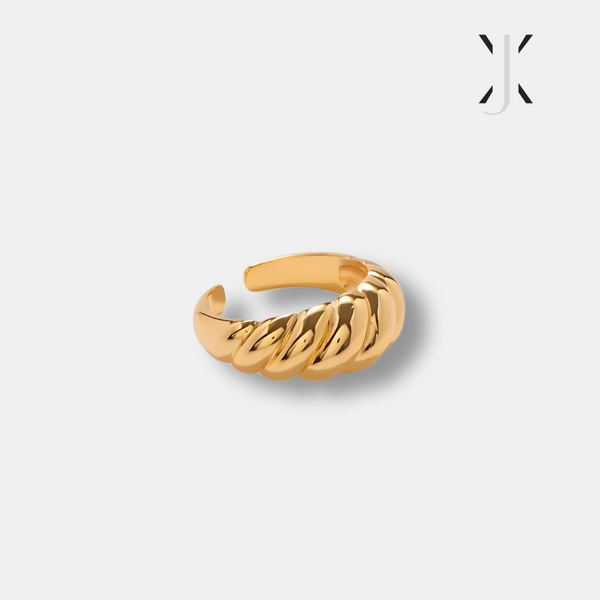 Twisted Ring