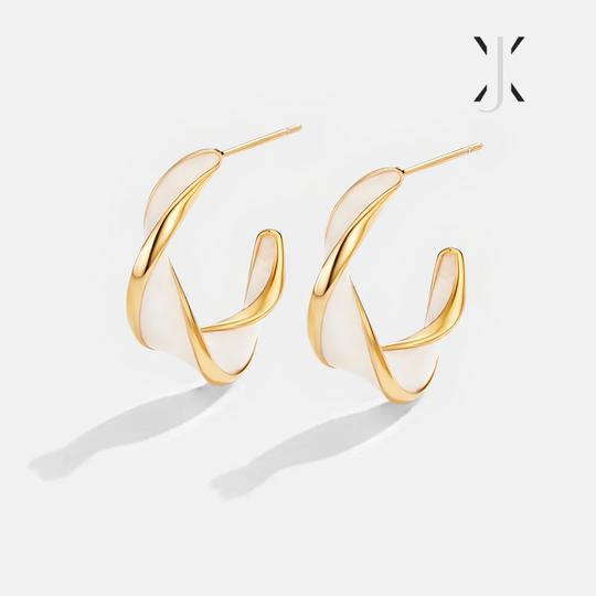 Pendientes de perlas torcidas