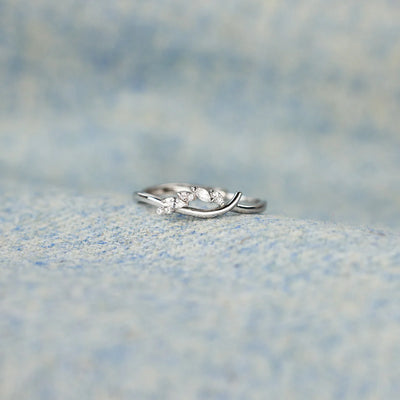 Tangled Roots Ring