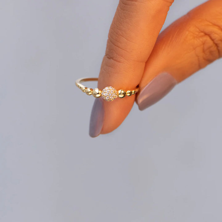 Anillo de esfera pavé