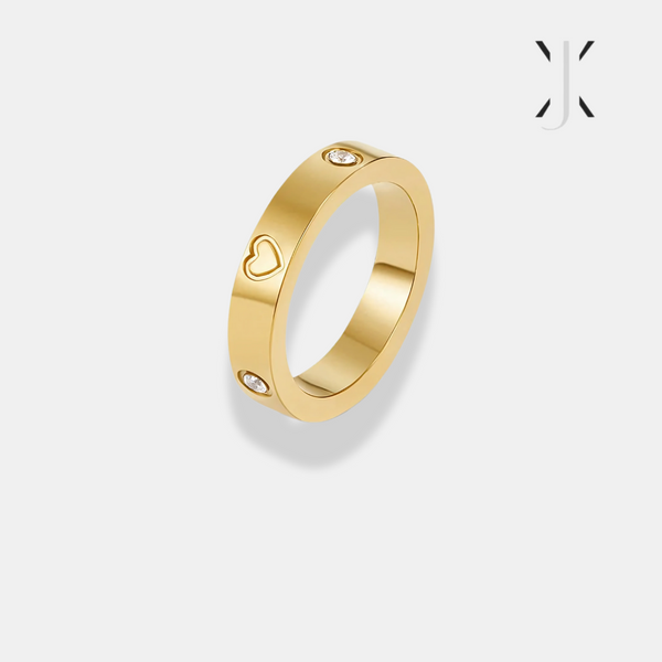 Mari Heart Gold Ring