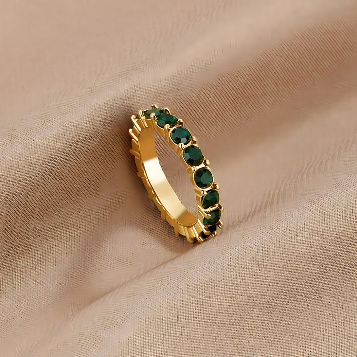 Emerald Beauty 18K Crystal Ring