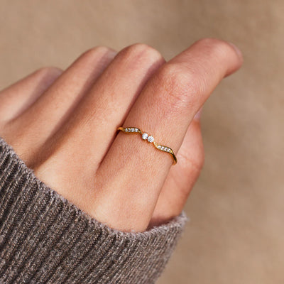 Stone Wavy Ring