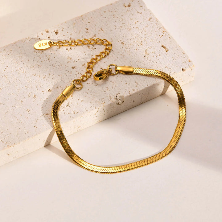 Sarya Snake Chain Gold Bracelet