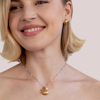 Aria Shell Charm Necklace