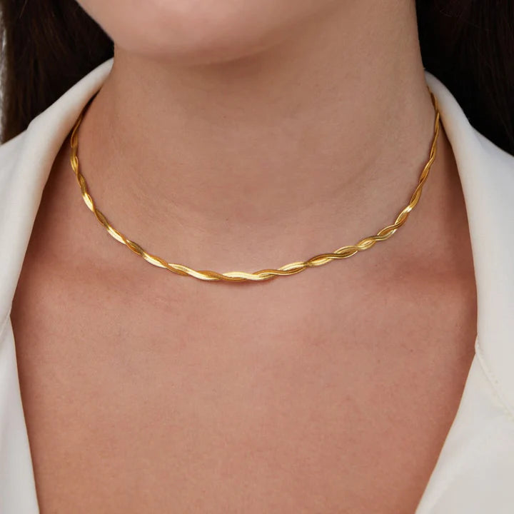 Chiara Twist Snake Chain Necklace