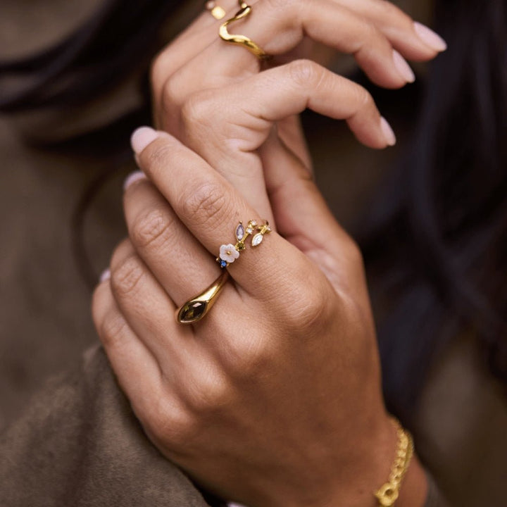 Crystal Zircon Flower Ring