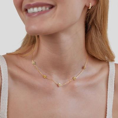 Flower Power necklace