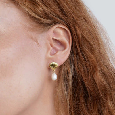 Shell Pearl Earrings