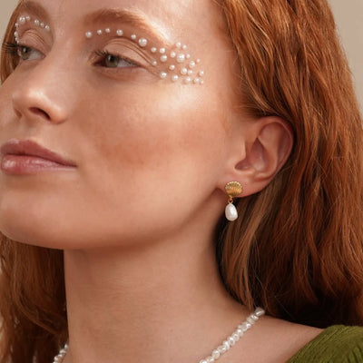 Shell Pearl Earrings