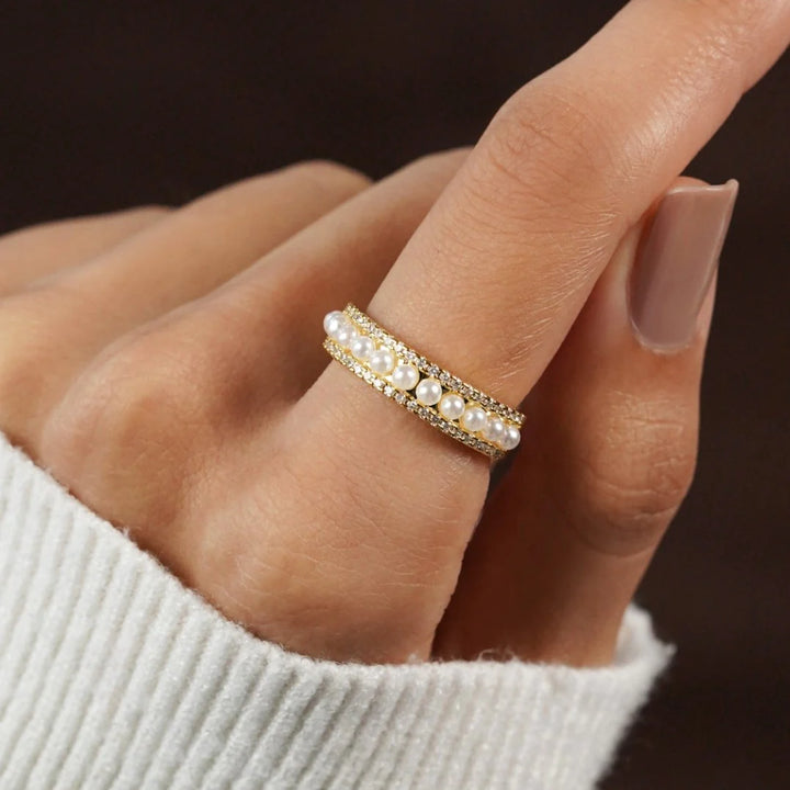 Luxury Gold Pearl Ring