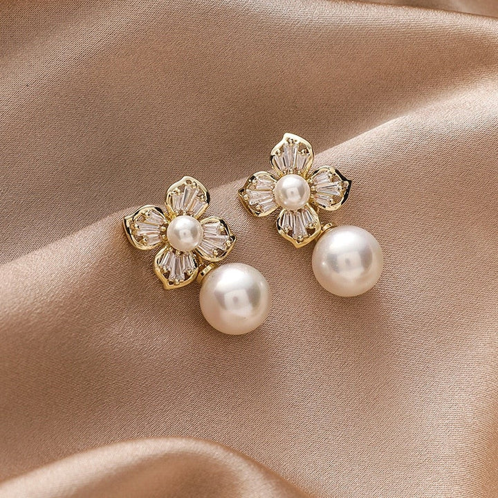 Pearl & Crystal Flower Earrings