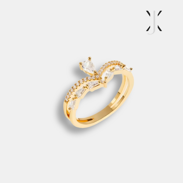 18K Gold Lilly Crystal Ring
