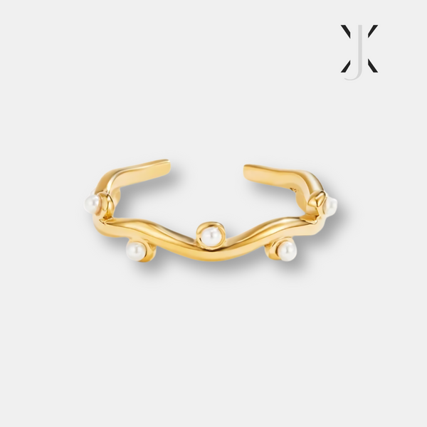 Wavey Pearl 18K Gold Ring
