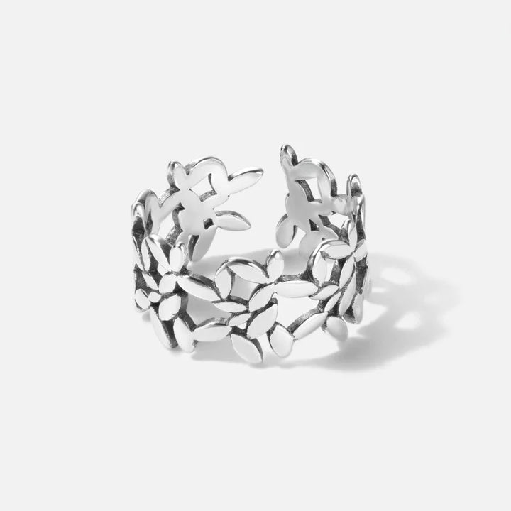 Silver Leaf Ring