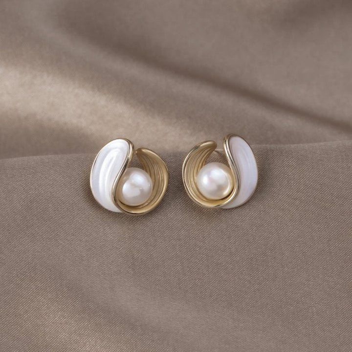 Timeless Pearl Wave Earrings